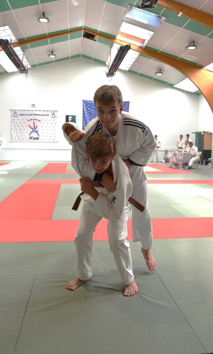 Ceinture noire UV1